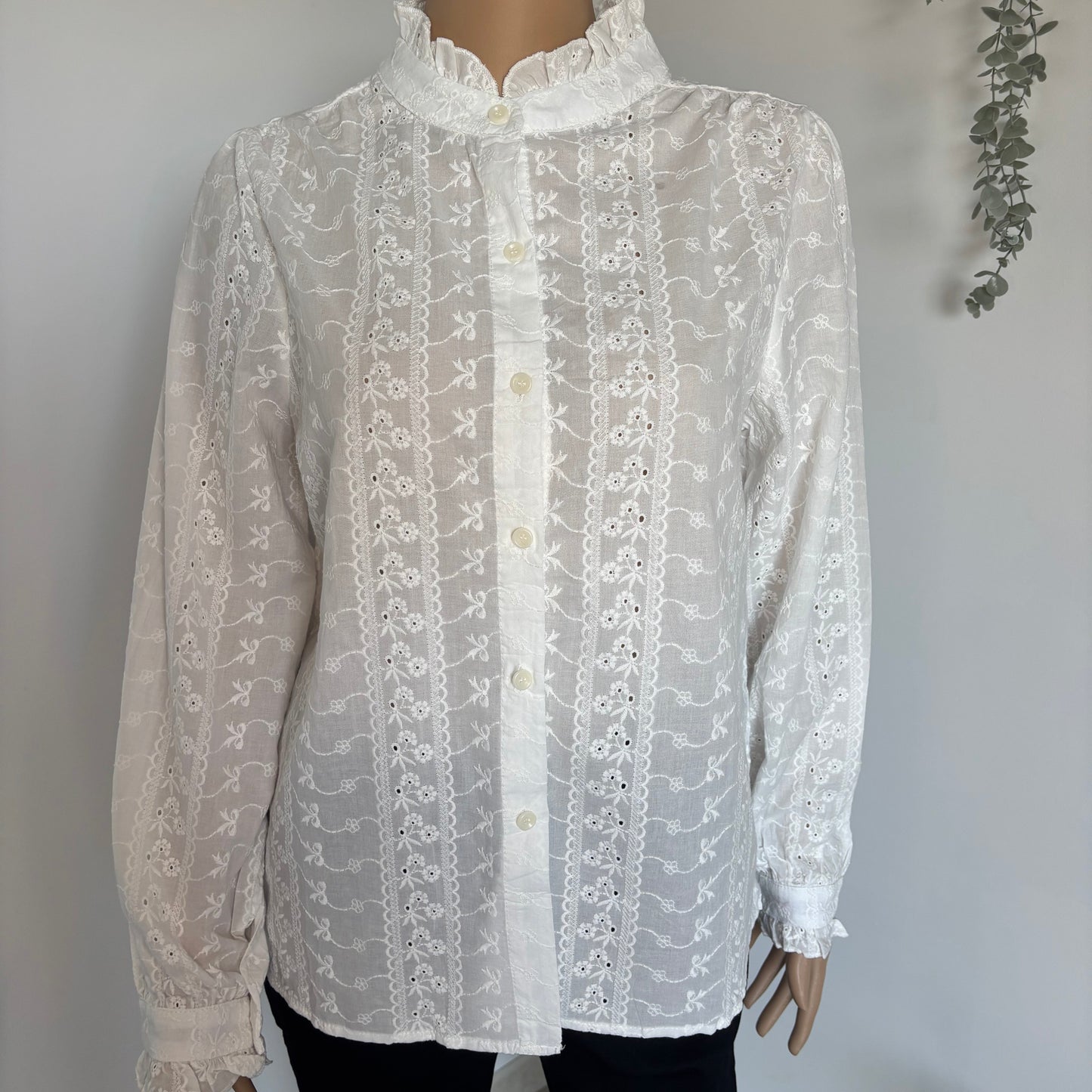 Chemisier blanc en broderie - Roxanne