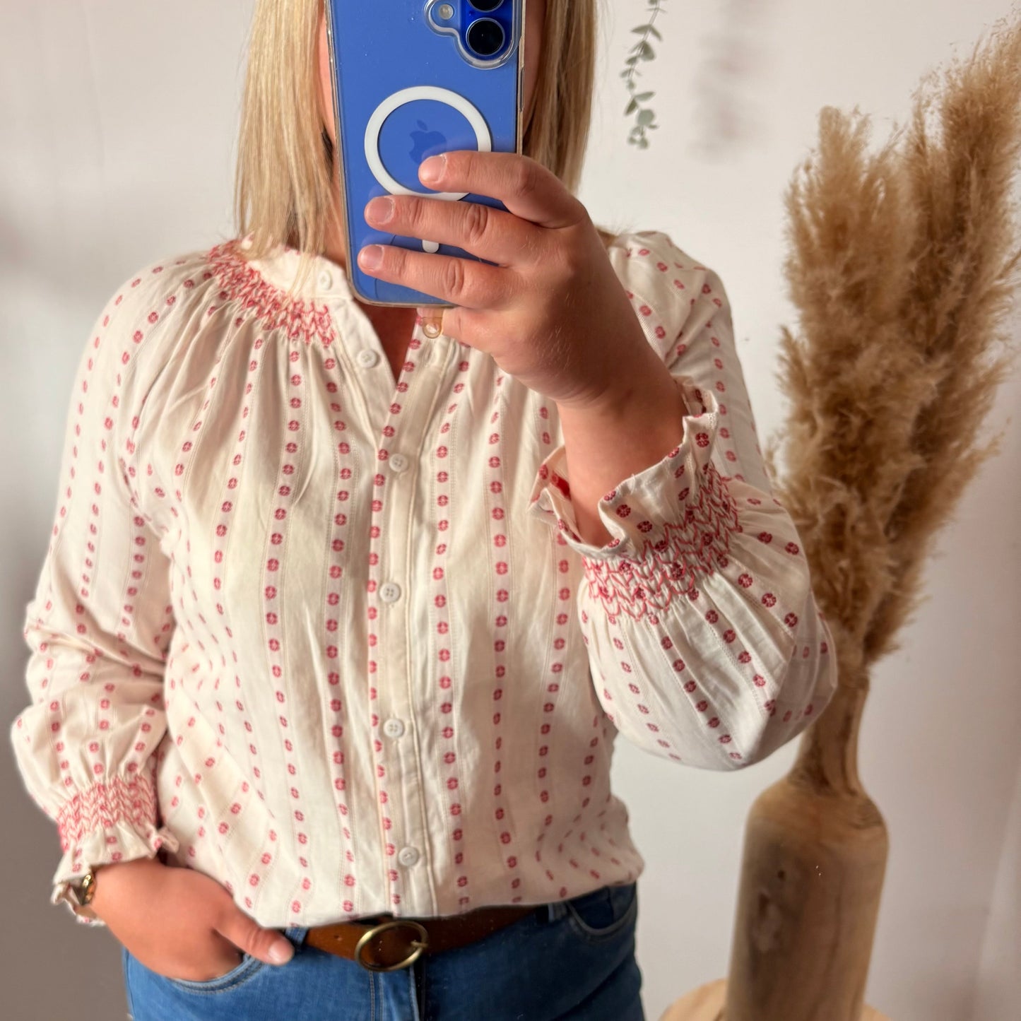Blouse écrue brodée