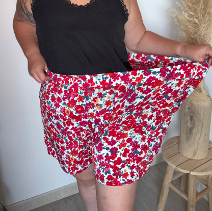 Short taille magique - rouge fleurie